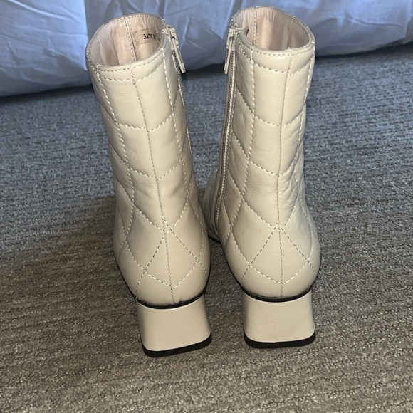 Napoleoni Quilted Italian Leather Boots off white - Picture 2 of 10